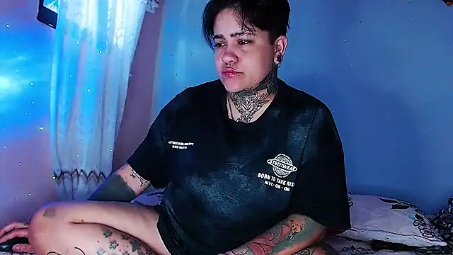 Techno_420_ webcam