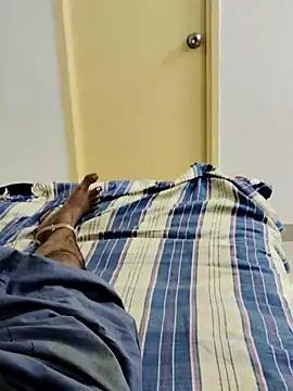 Tamilrojanew webcam