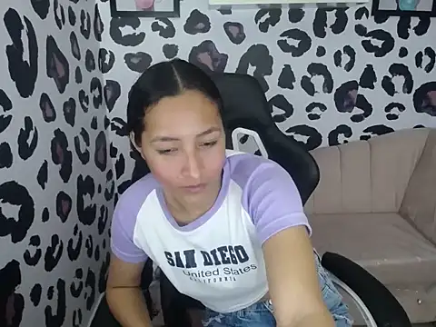 romina_a webcam