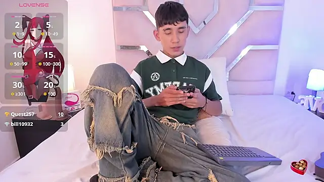 Thayler_jones webcam