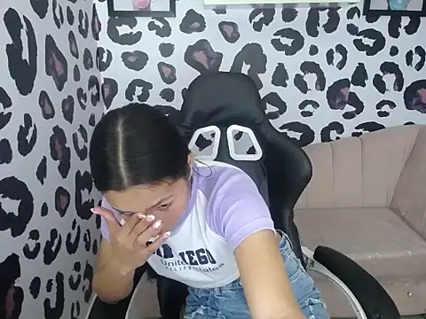 romina_a webcam