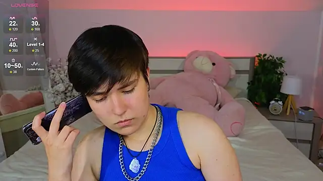 CharlieeAdams webcam