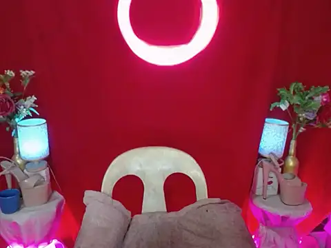 horsecock_isinthehouse webcam