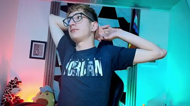 Erik_Osorio webcam