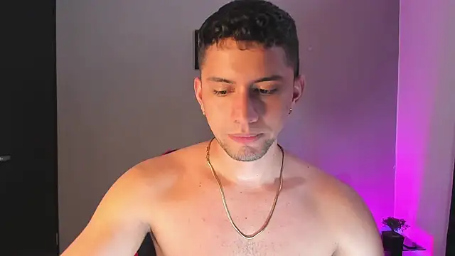 Ronnie_Miller1 webcam