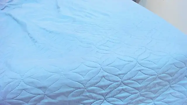 AlexandraaMillerr webcam