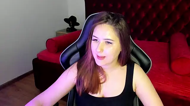 MiraEvansi webcam