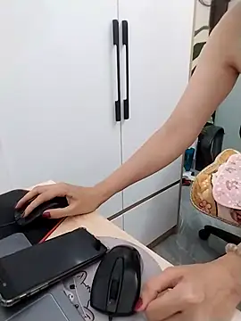 Mina_luna webcam