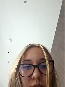 PixieCrush webcam