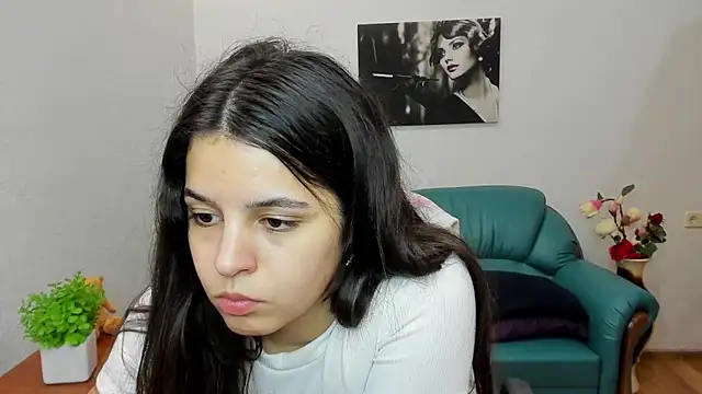 Molly_Owens webcam