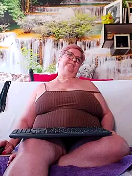 QueenPammy1 webcam