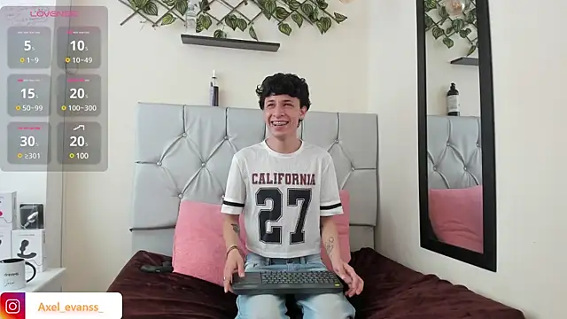 Axel__Evans webcam