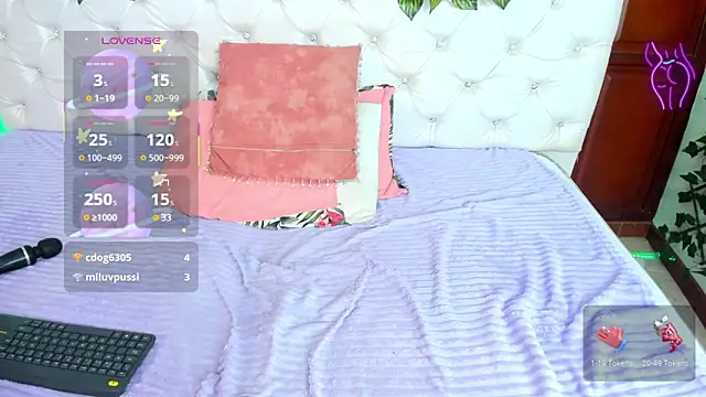 Andrea_Williams24 webcam