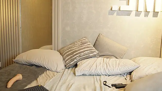 Honey_Sunn webcam