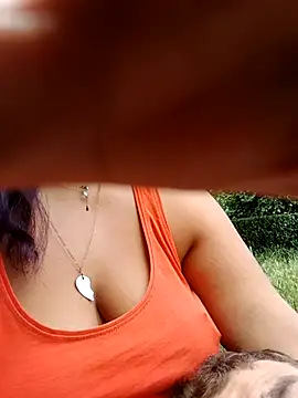 Emanuela5467 webcam