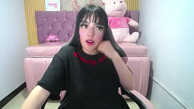 charlotte_zoe_ch webcam