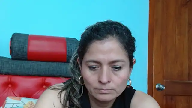 linda-mature43 webcam