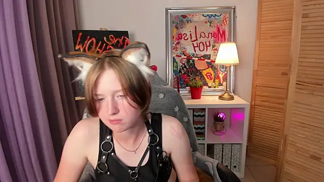 ayakskalermonss webcam