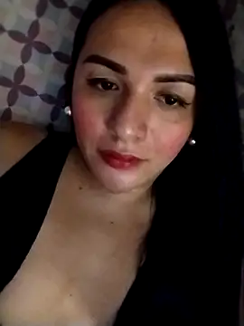 Yourbabyshane webcam