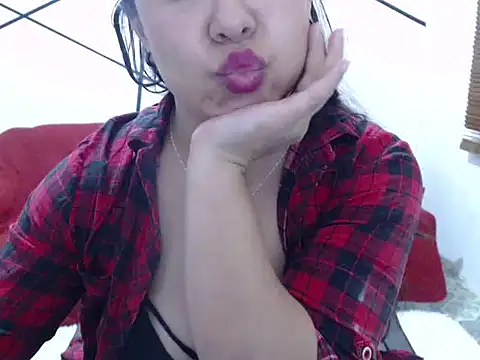 AmberNoir webcam