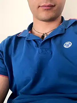 cazzone23milano webcam