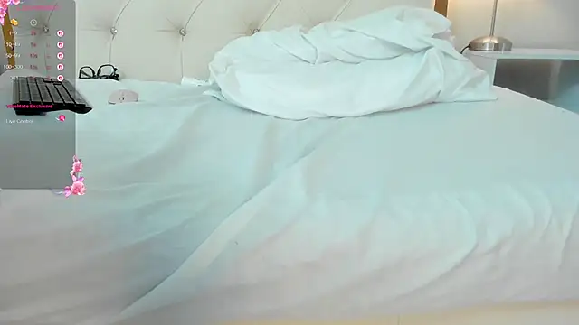 aura_sanders1 webcam