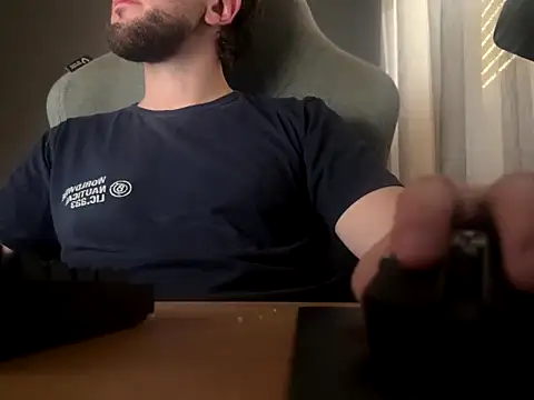 Maxxcock699_ webcam
