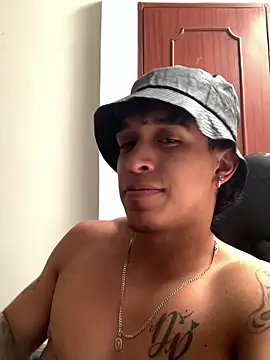 Mattew_Dluca_ webcam
