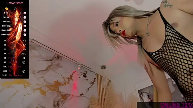 Ashly_Sents webcam