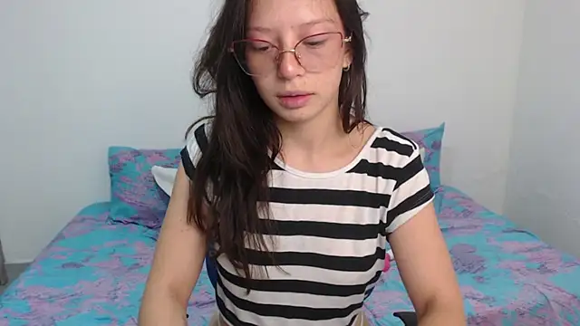 tiiana - Tiiana's free webcam - UK Sex Cams