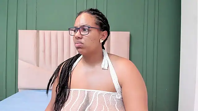 Tiana-Moon webcam