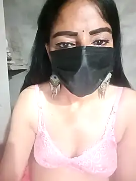 Kavitri-Verma webcam