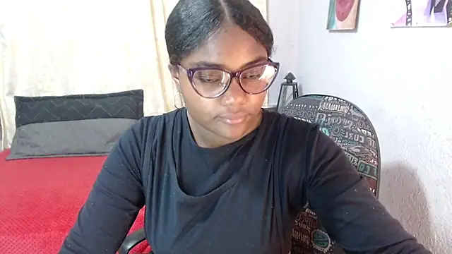 Andrea_curvy webcam