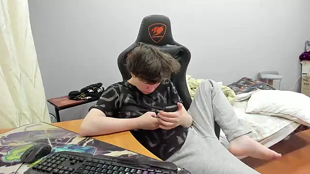 iliaskrislove webcam