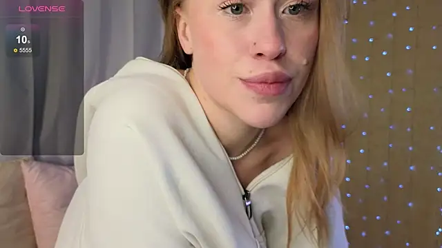 maya_lolly webcam