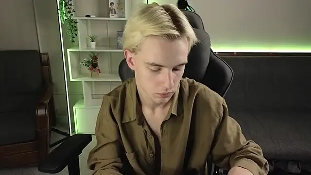 lucidangelok webcam