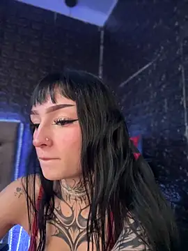free live porn Annie LS