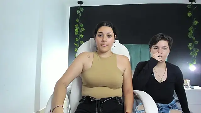 Sam_y_Scarlett webcam