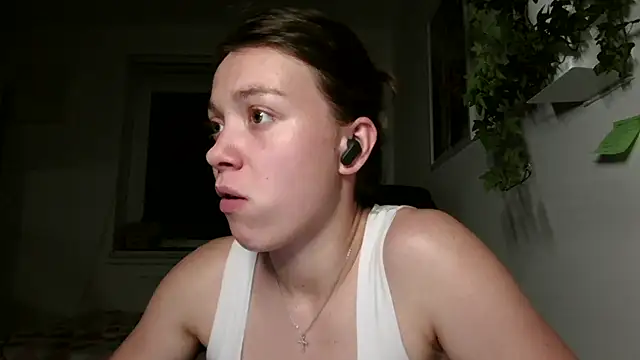 WonderAngela webcam