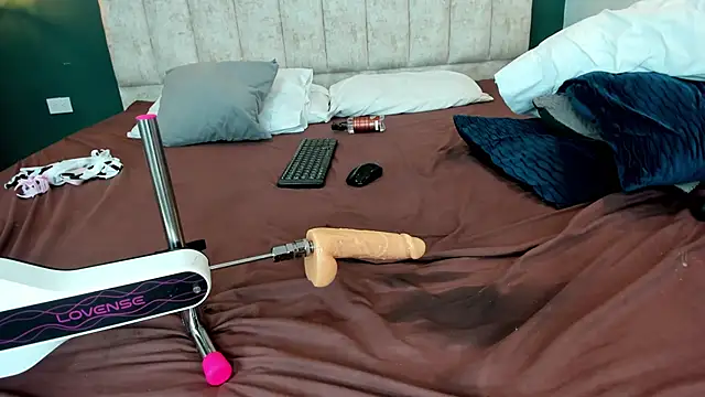 EylinFox_ webcam