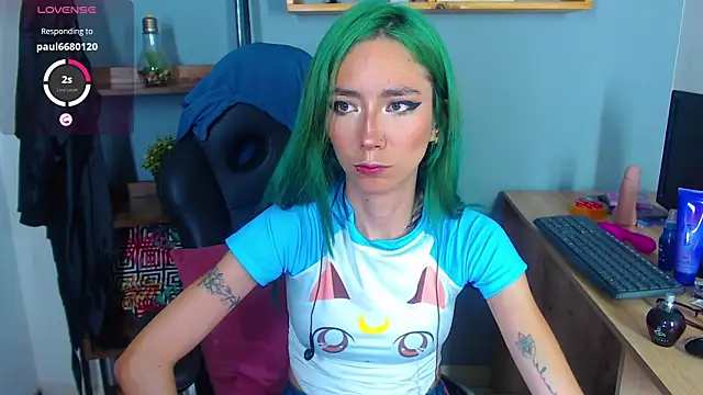 Erika_Stevens webcam