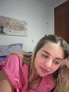 Alirawrz webcam
