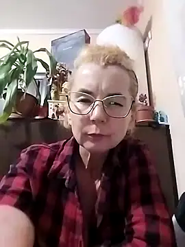 VasylynaLove42 webcam