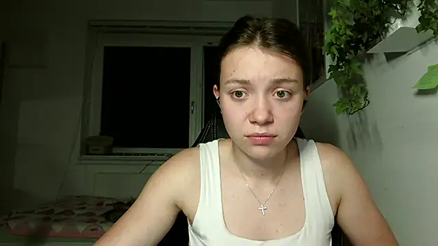 WonderAngela webcam