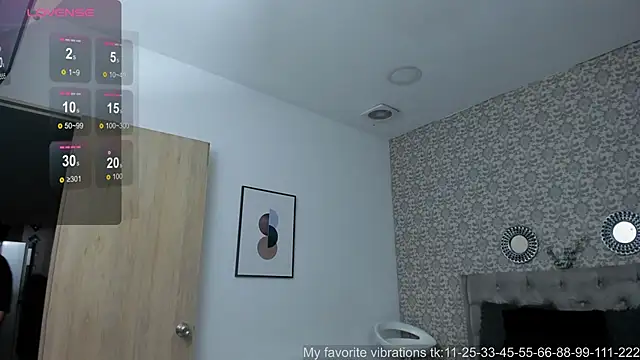 Grace_Hollis webcam