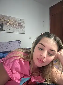 live chat cam Alirawrz