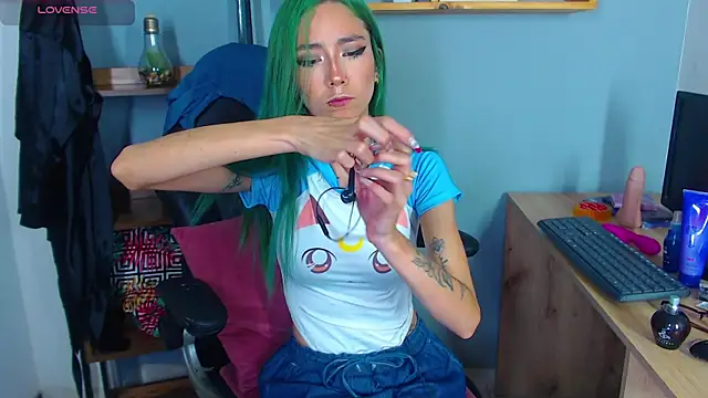 Erika_Stevens webcam