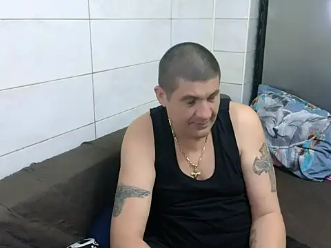 SpartacusDaddy48 webcam