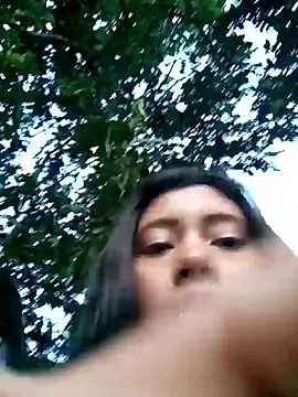 Dulce_Pettit webcam