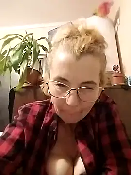 VasylynaLove42 webcam